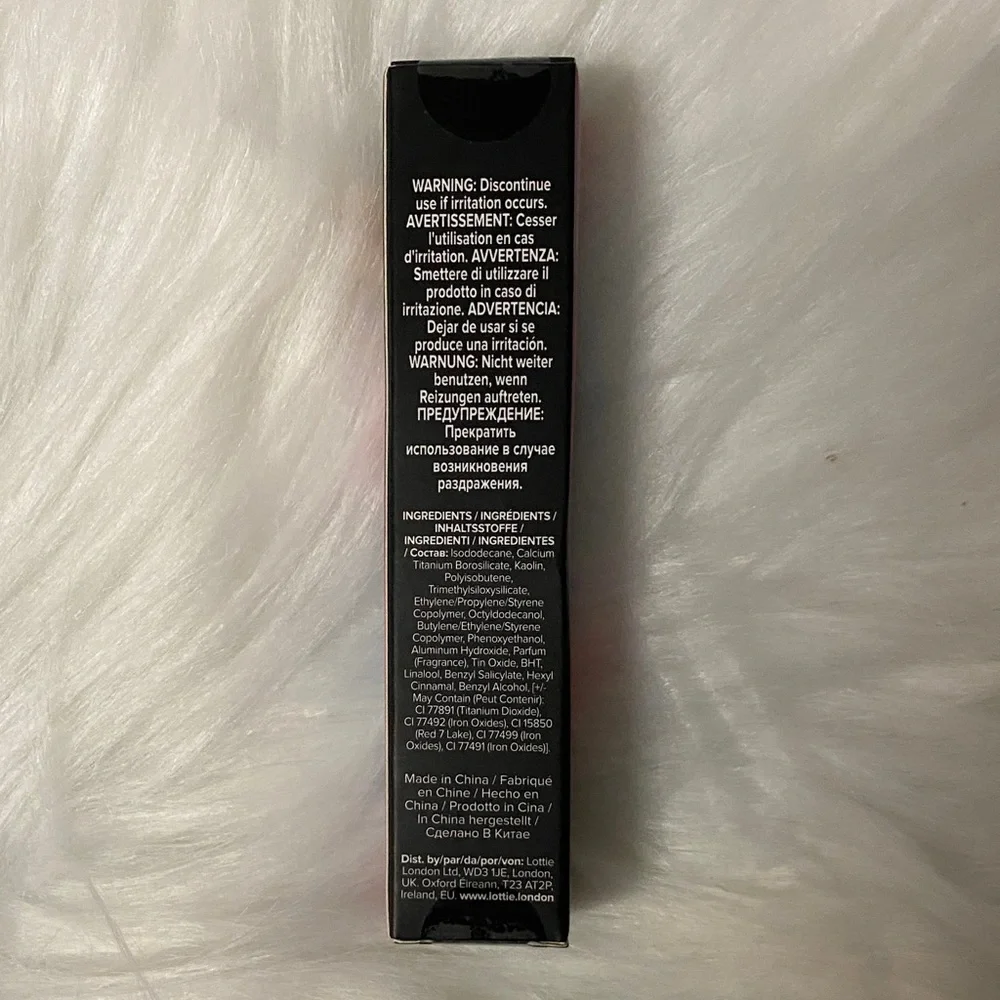 Lottie London Harley Quinn Transforming liquid Lipstick - from matte to glitter